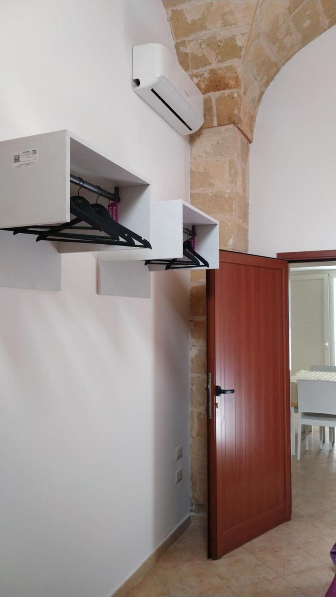Dimora Donna Iolanda Apartment Leverano Bagian luar foto