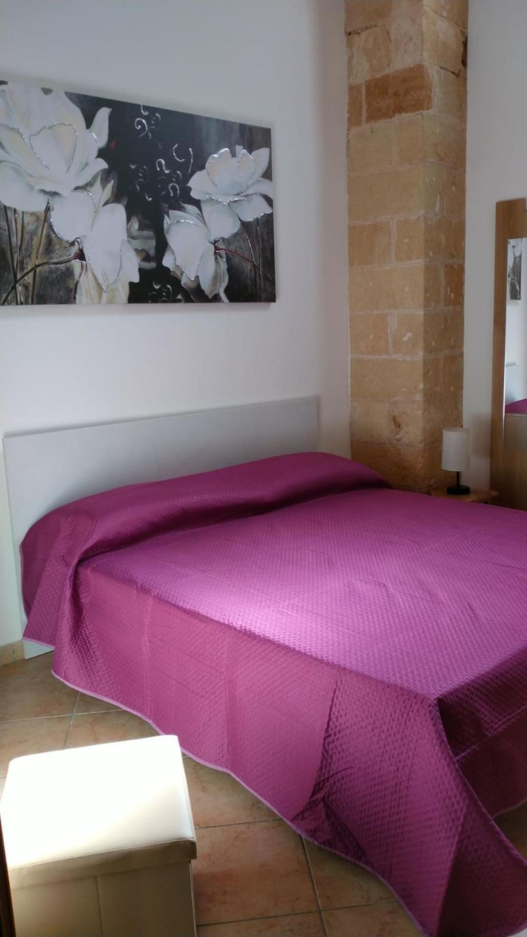 Dimora Donna Iolanda Apartment Leverano Bagian luar foto